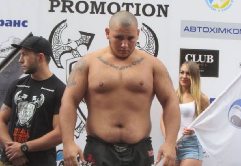 Украинский боец ММА проиграл чемпионский бой в первом раунде Украинский боец ММА проиграл чемпионский бой в первом раунде