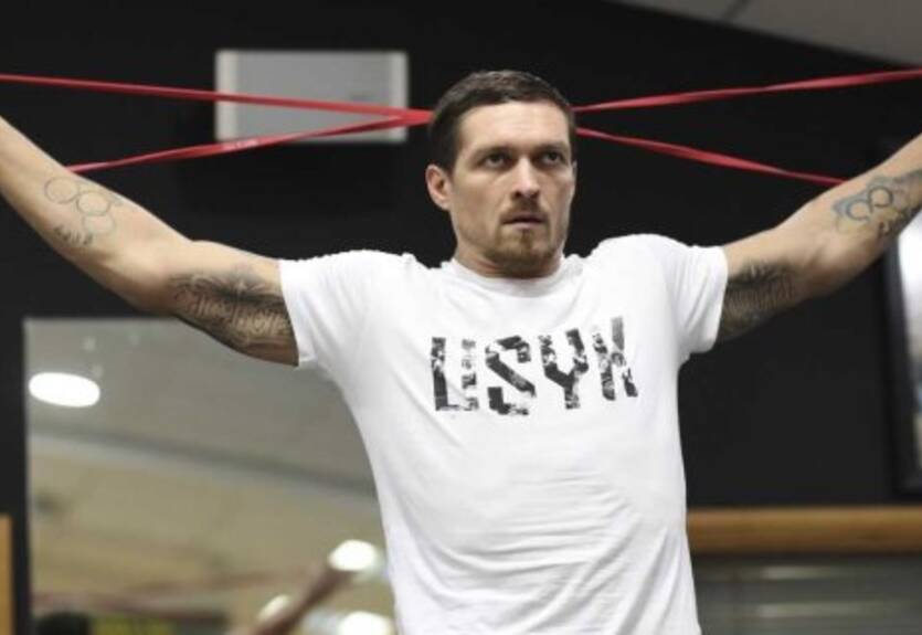 Усик рассказал, с каким весом планирует проводить бой с Такамом