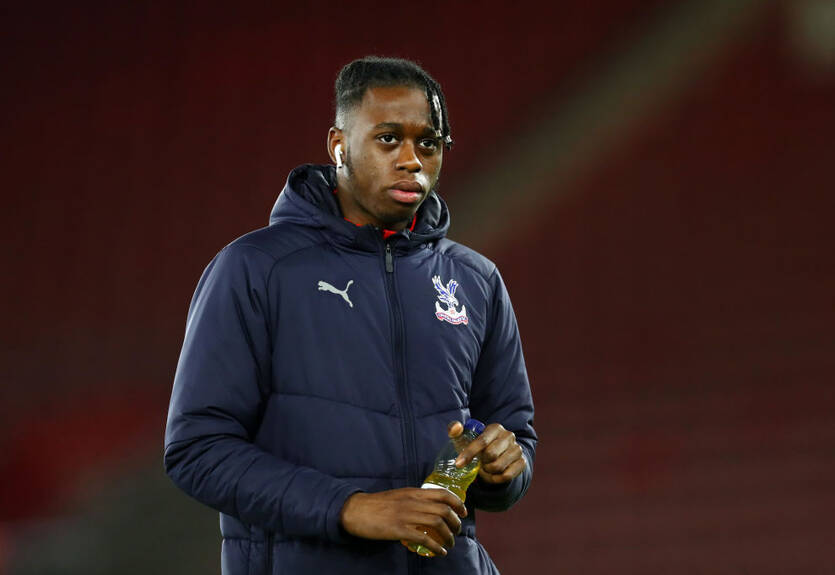 МЮ заплатит 39 млн евро за защитника Кристал Пэлас - СМИ МЮ заплатит 39 млн евро за защитника Кристал Пэлас - СМИ