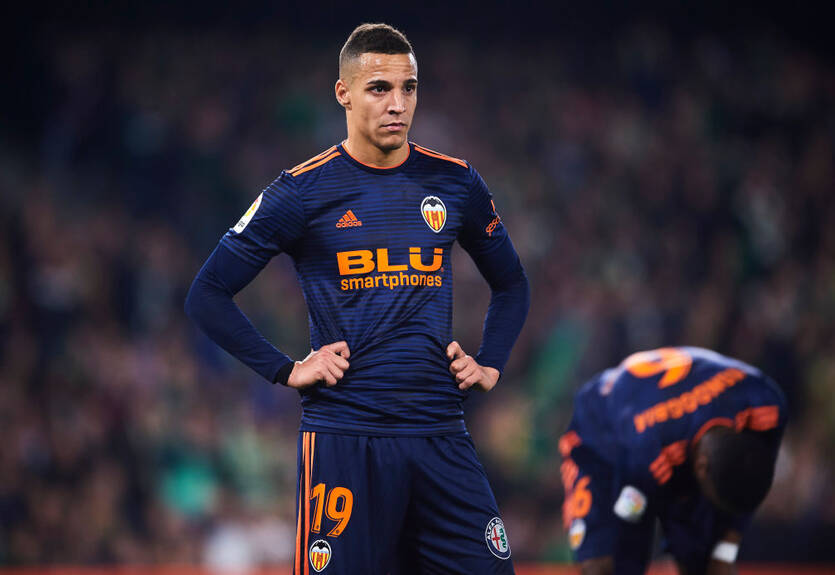 Барселона нацелилась на форварда Валенсии