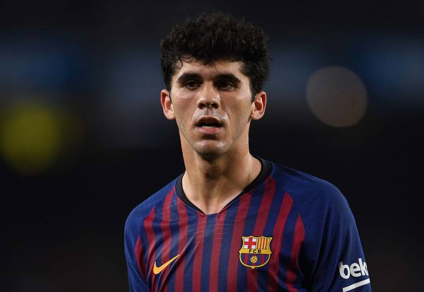 Игрока Барселоны обвинили в расизме после его комментария под фотографией одноклубника