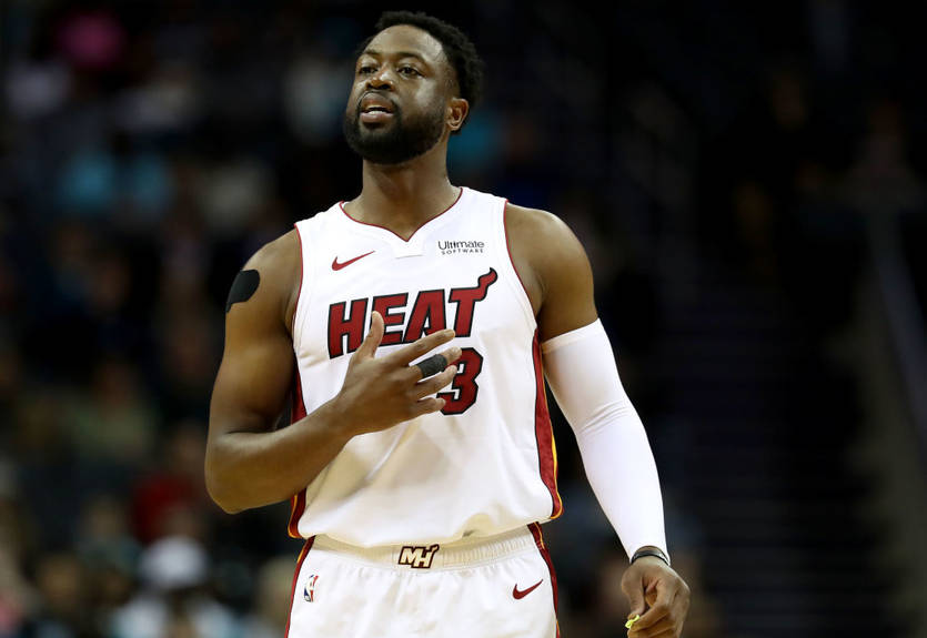 Селтик подарил Уэйду кусок паркета Гардена