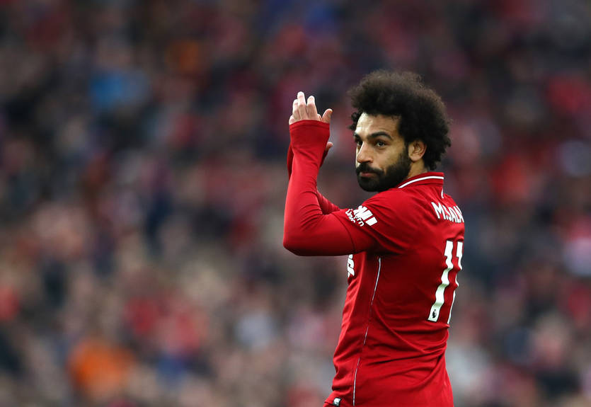 Салах извинился перед мамой, показав жену в хиджабе Салах извинился перед мамой, показав жену в хиджабе