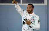 Хэмилтон: Рад, что смог обогнать Боттаса на Гран-при Бахрейна