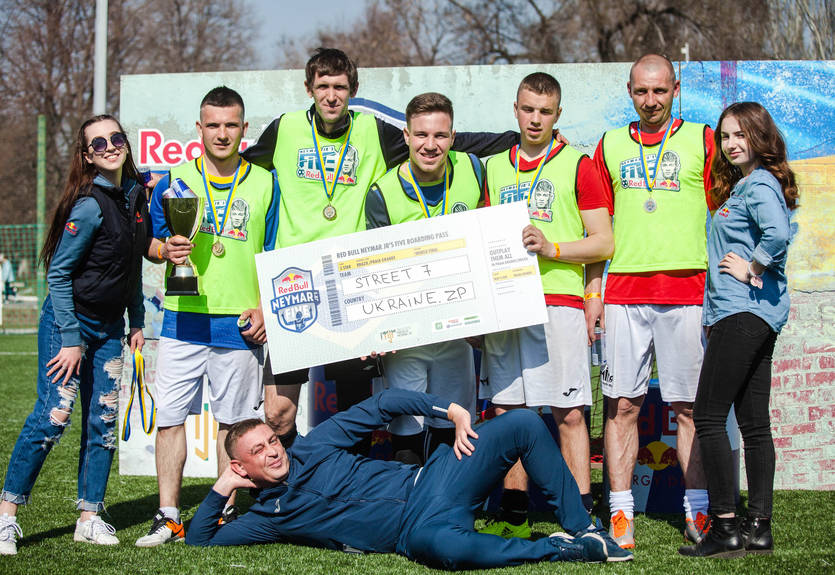 В Запорожье стартовали квалификации футбольного чемпионата Red Bull Neymar Jr's Five В Запорожье стартовали квалификации футбольного чемпионата Red Bull Neymar Jr's Five