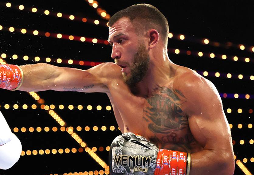 Ломаченко декласував суперника і знову став чемпіоном світу!