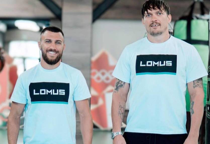 "Слава Богу": Усик відреагував на перемогу Ломаченка