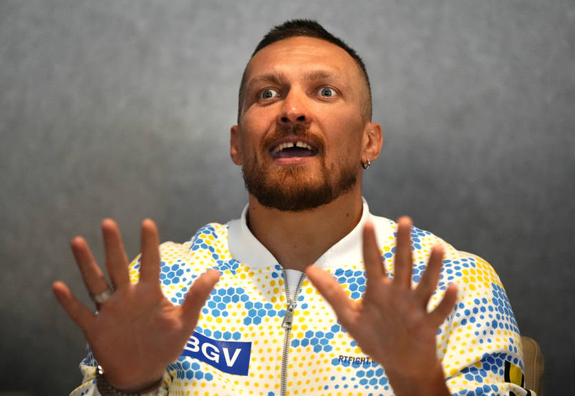 Усик прокоментував бійку з командою Ф'юрі Усик прокоментував бійку з командою Ф'юрі