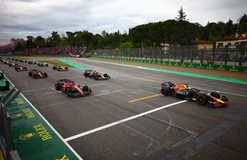 Гран-при Эмилии-Романьи: Ферстаппен выиграл гонку, Норрис и Пиастри финишировали в тройке