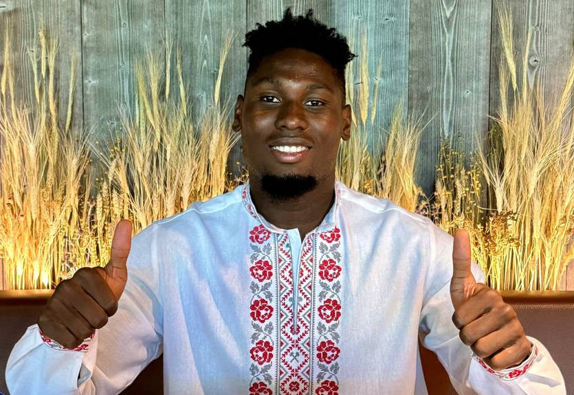 Траоре яскраво привітав українців із Днем вишиванки