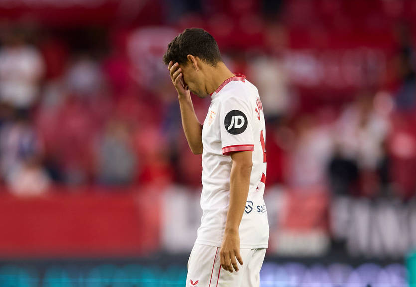 "Я не ожидал, что этот день наступит": легенда Севильи покинет клуб "Я не ожидал, что этот день наступит": легенда Севильи покинет клуб