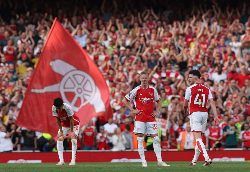 Арсенал с трудом обыграл Эвертон, но проиграл борьбу за чемпионство