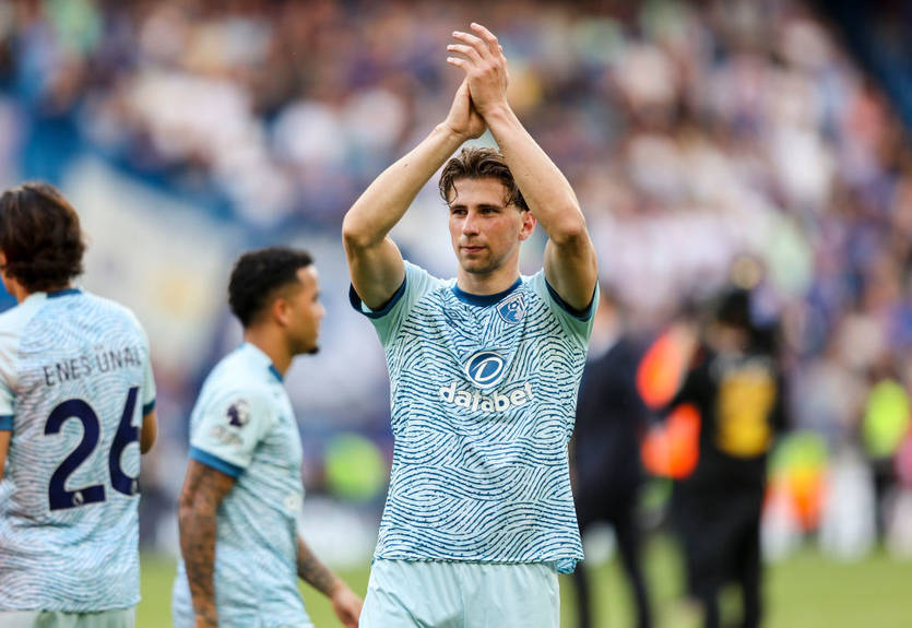 Украинец номинирован в команду сезона АПЛ по версии болельщиков