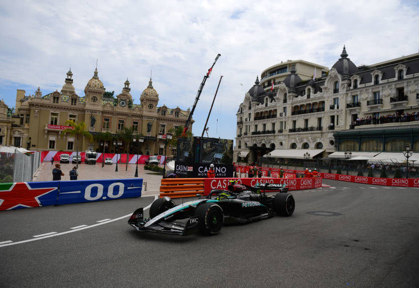 "Гонка не меняется": Хэмилтон указал на главную проблему Гран-при Монако