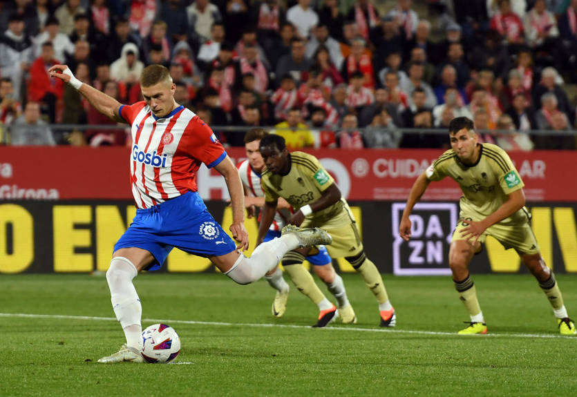 Дубль Цыганкова и хет-трик Довбика: Жирона безжалостно разгромила Гранаду Дубль Цыганкова и хет-трик Довбика: Жирона безжалостно разгромила Гранаду