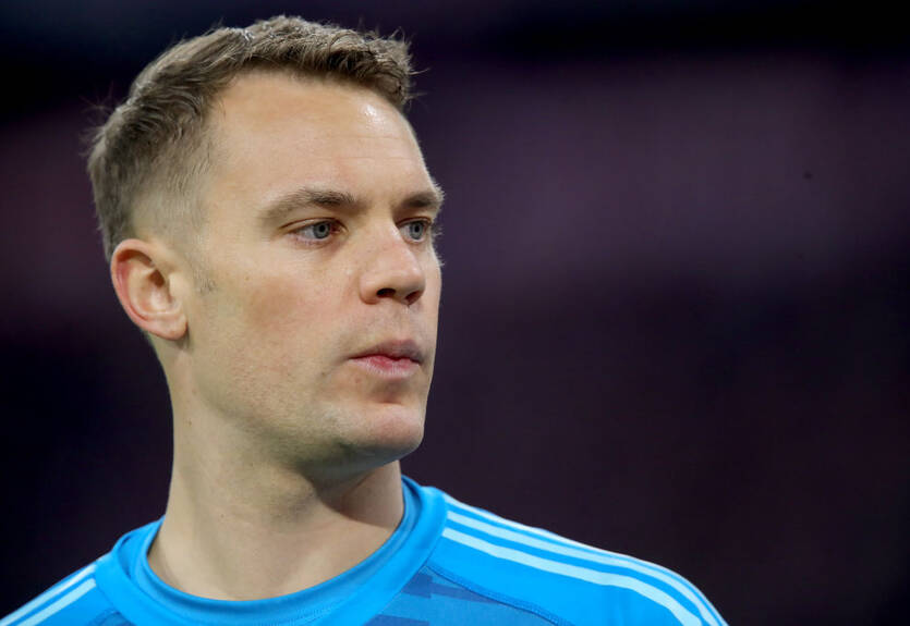 Нойер получил травму в матче против Фортуны и пропустит полмесяца Нойер получил травму в матче против Фортуны и пропустит полмесяца