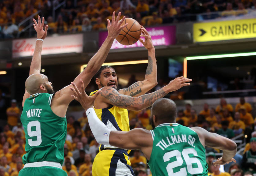 Плей-офф НБА: Индиана не удержала победный счет в игре с Бостоном