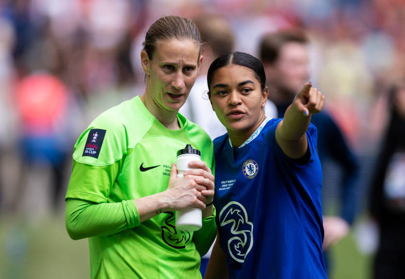 Колишні одноклубниці по Челсі оголосили про заручини