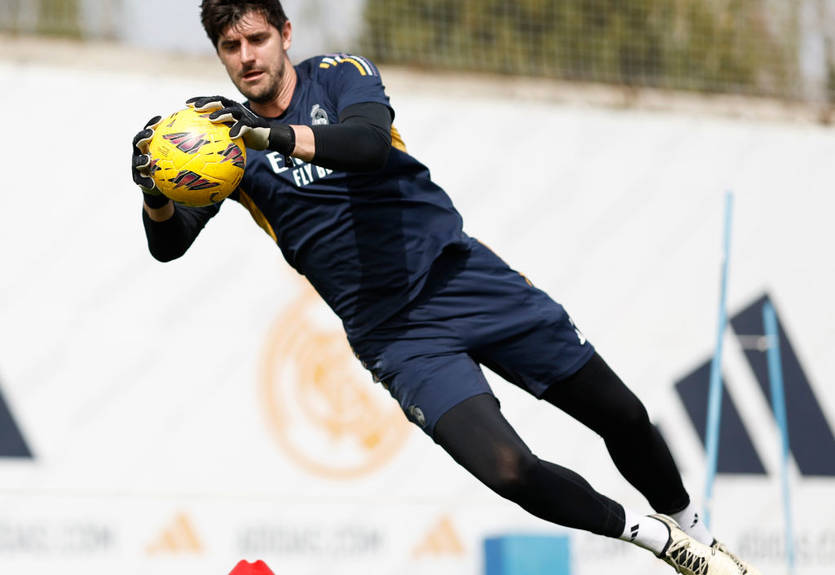 В сборной Бельгии объяснили невызов Куртуа