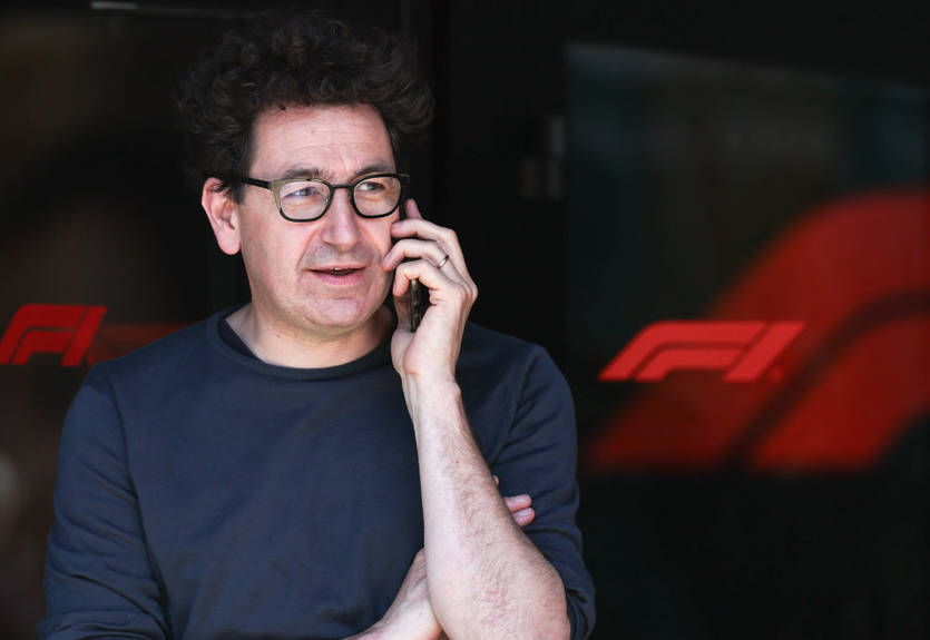 Астон Мартін веде переговори з колишнім керівником Феррарі Астон Мартін веде переговори з колишнім керівником Феррарі