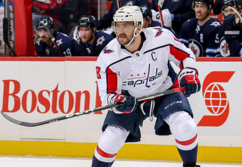 В UFC прокомментировали драку в НХЛ между россиянами Овечкиным и Свечниковым В UFC прокомментировали драку в НХЛ между россиянами Овечкиным и Свечниковым