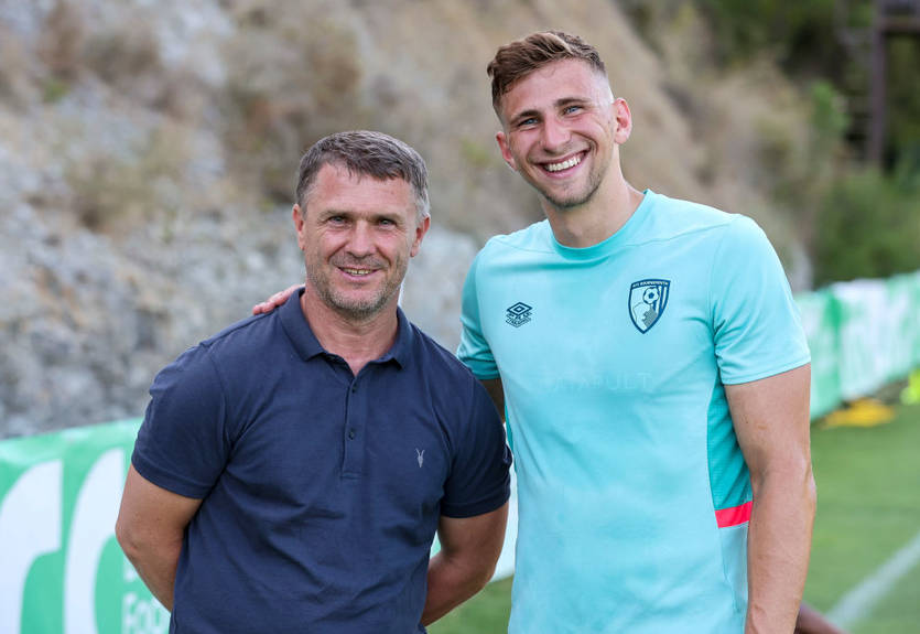 Ребров: Радий, що наші гравці представляють Україну в ТОП-чемпіонатах