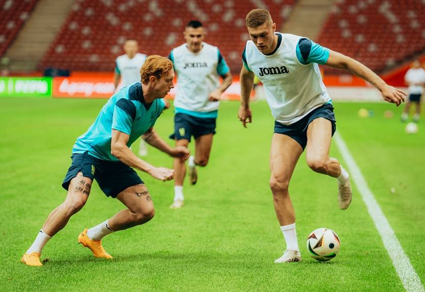 Все на месте: Украина объявила заявку на матч с Польшей