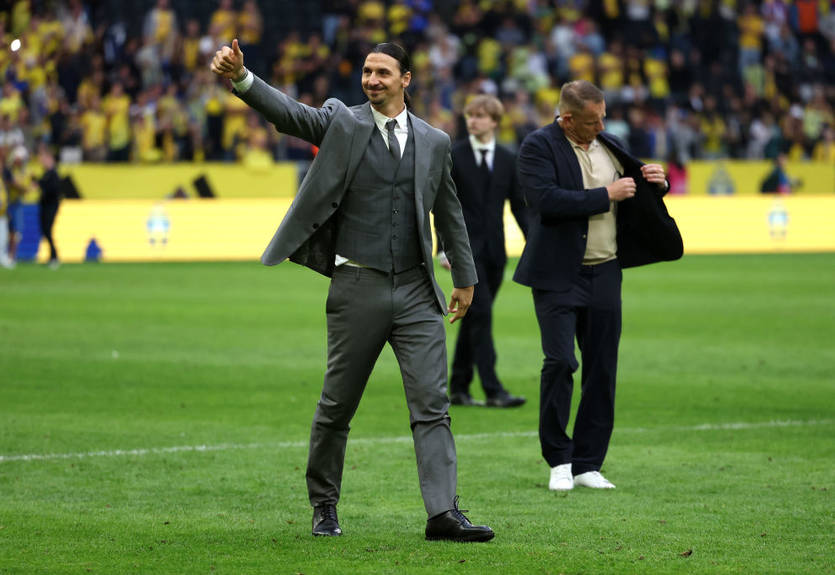 Златан не сдержал слез во время трогательной церемонии после возвращения в Швецию