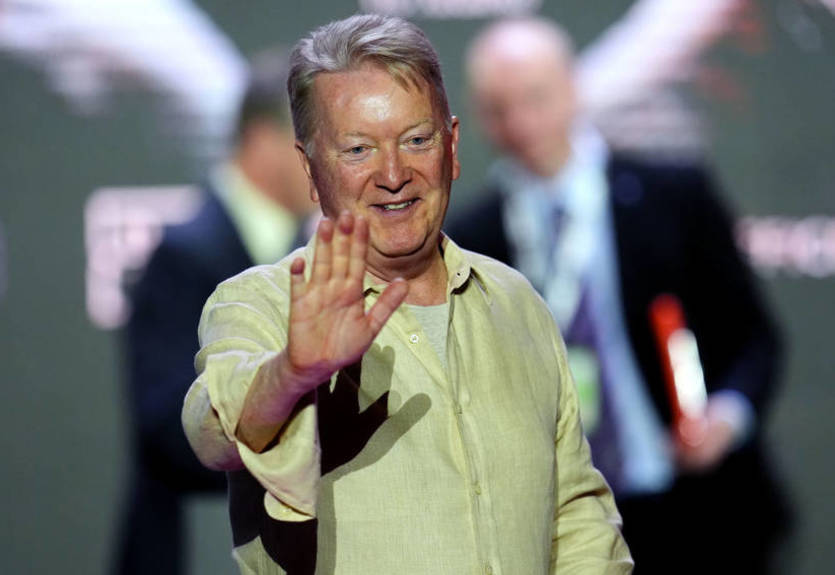 Промоутер Ф'юрі назвав найскладнішого суперника Усика до бою з Тайсоном Промоутер Ф'юрі назвав найскладнішого суперника Усика до бою з Тайсоном