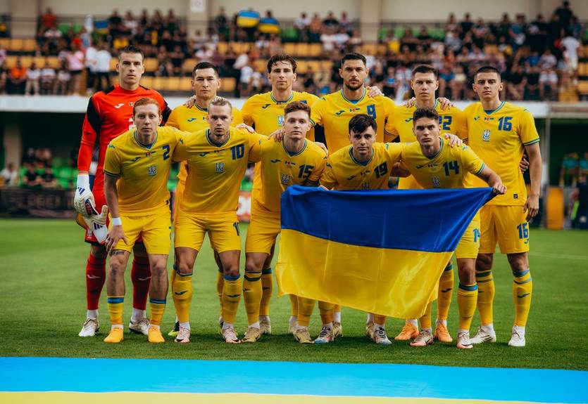 Представлен автобус сборной Украины на Евро-2024 Представлен автобус сборной Украины на Евро-2024