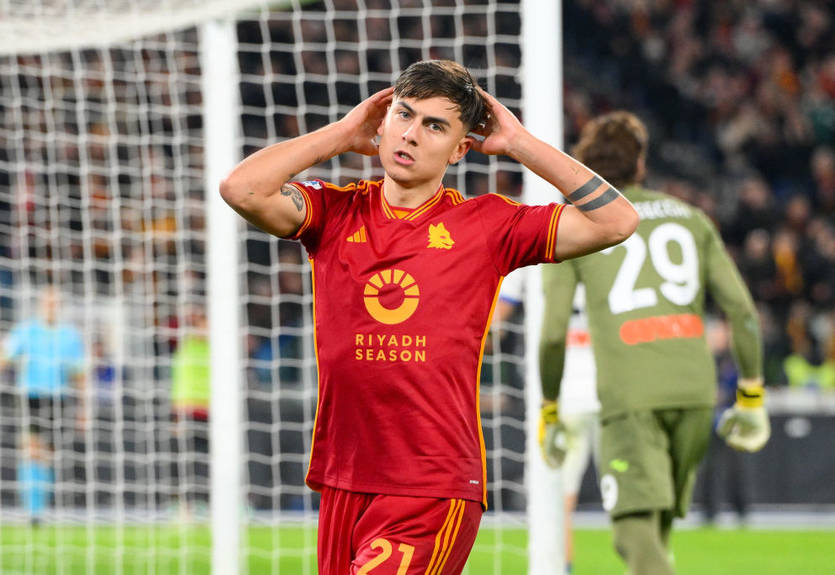 Звезда Ромы сделал необычную татуировку с будущей женой