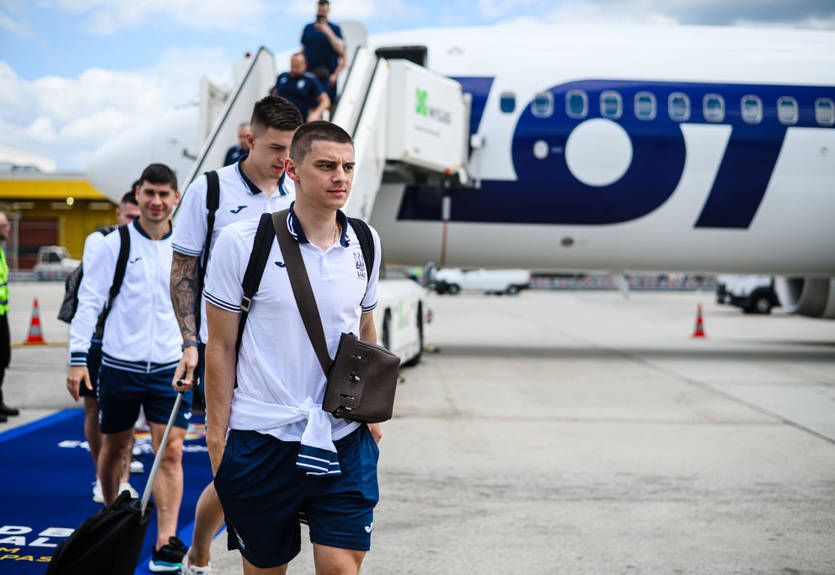 Самое страшное не подтвердилось: Врач сборной высказался о травме Миколенко