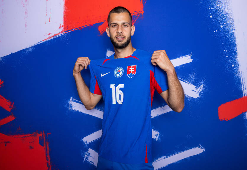 Атлетіко хоче підписати зірку майбутнього суперника збірної України