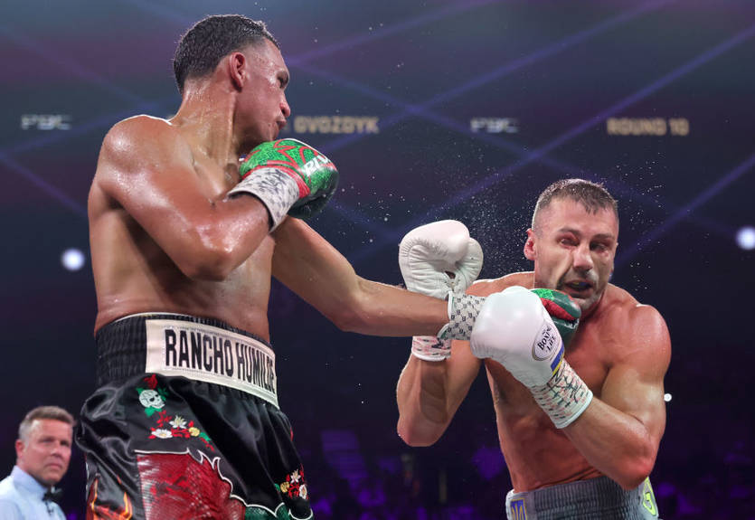 Гвоздик уступил Бенавидесу в поединке за титул временного чемпиона: видео лучших моментов боя