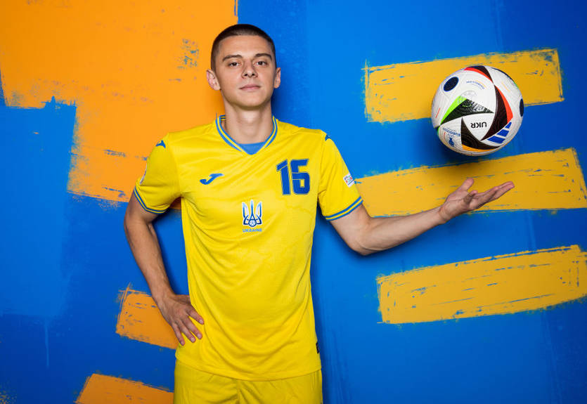 Ребров подтвердил: Миколенко не сыграет против Румынии