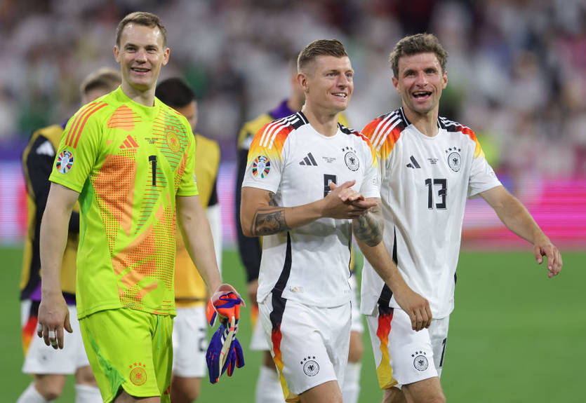 Побеждать нужно красиво: Сборная Германии взяла с собой на Евро бывшего парикмахера Роналду