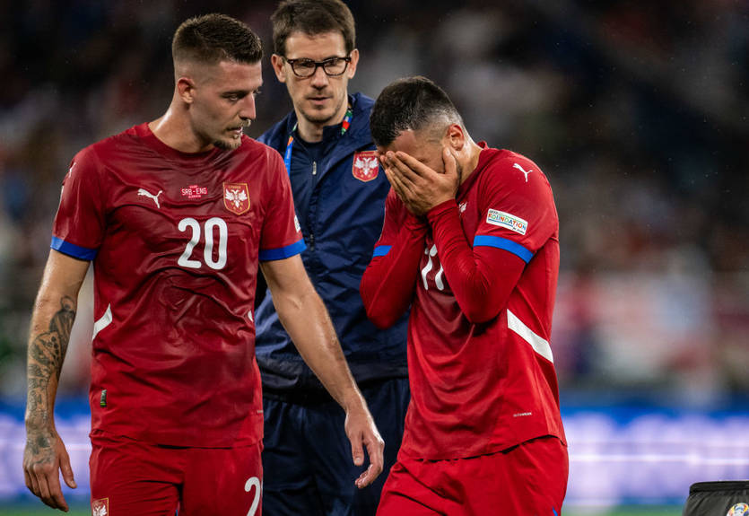 Сербия может сняться с Евро-2024