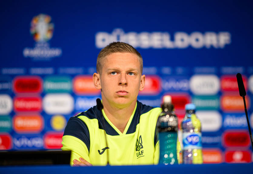 "Хочу дивитися вперед, на Словаччину": Зінченко відмовився згадувати провал у матчі з Румунією