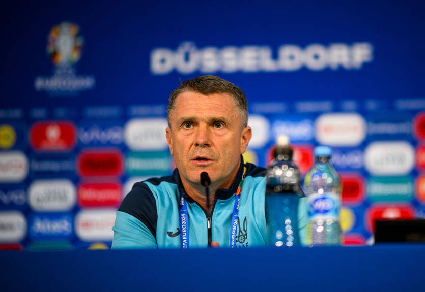 Ребров знову взявся за старе: головний тренер переплутав, з ким збірна зіграє на Євро