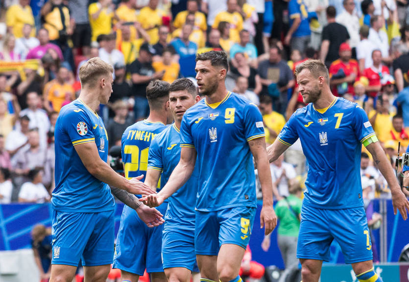 Ребров зробив кілька змін у складі на матч зі Словаччиною Ребров зробив кілька змін у складі на матч зі Словаччиною