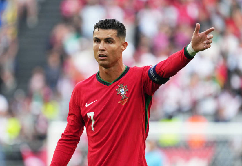 Роналду установил возрастной рекорд Евро в матче против Турции