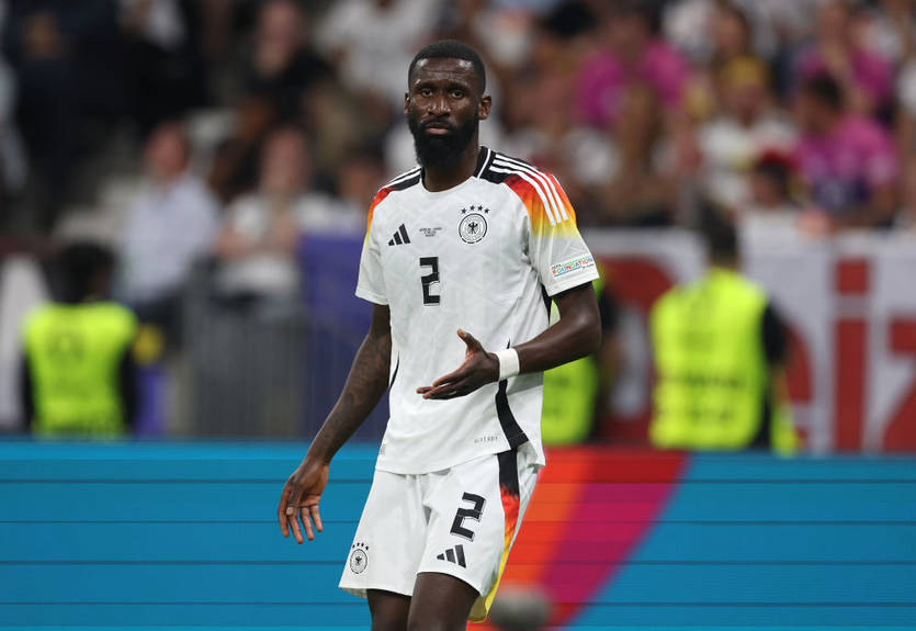 Один из лидеров сборной Германии травмировался в матче со Швейцарией