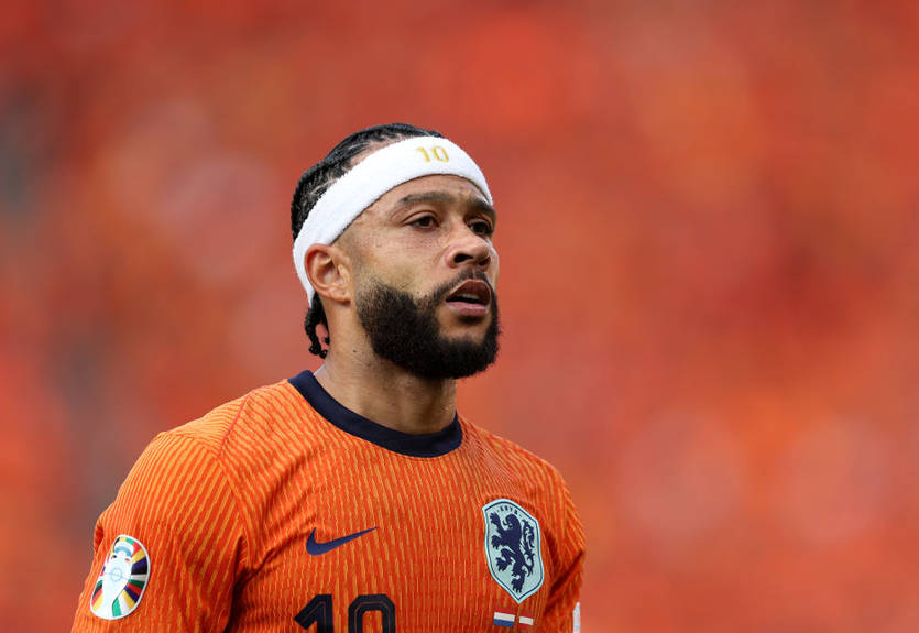 Звезда сборной Нидерландов сменил имидж перед плей-офф Евро-2024