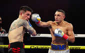 Лопес разгромил Клаггетта в титульном поединке: видео лучших моментов боя