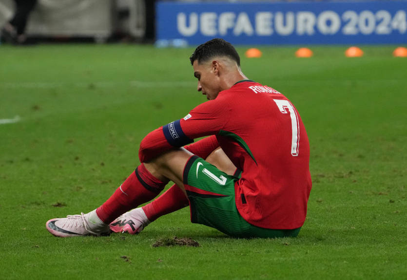 Мане отреагировал на слезы Роналду после незабитого пенальти на Евро-2024