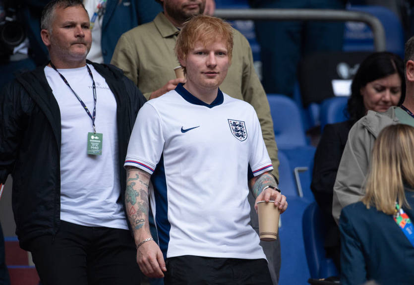 Знаменитий співак провів концерт для збірної Англії перед чвертьфінальним Євро-2024