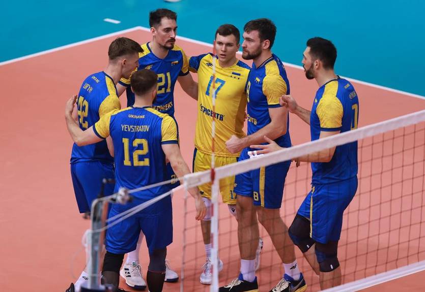 Сборная Украины по волейболу одержала волевую победу над Чили и вышла в полуфинал Кубка претендентов