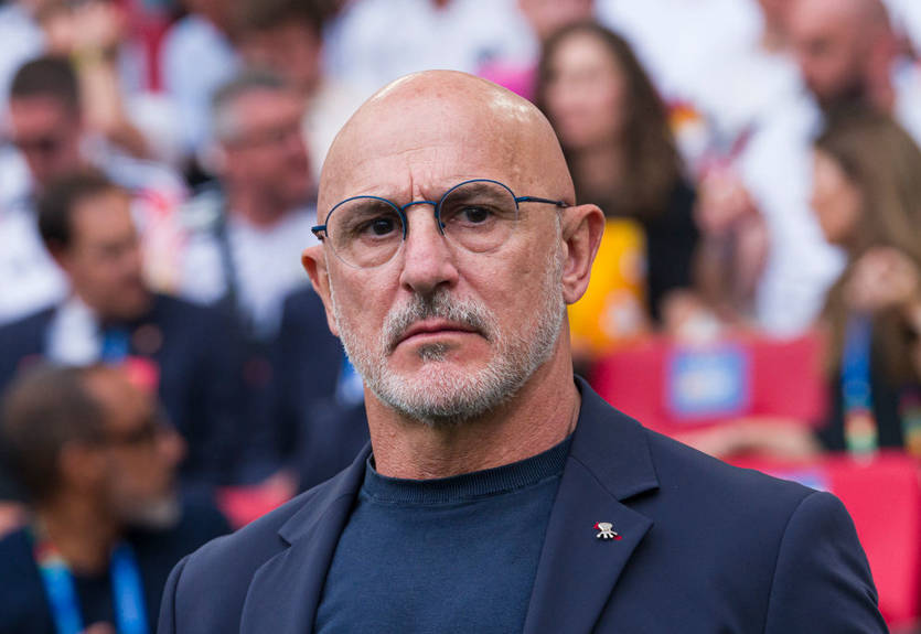 Тренер збірної Іспанії оцінив шанси команди на перемогу на Євро-2024 Тренер збірної Іспанії оцінив шанси команди на перемогу на Євро-2024