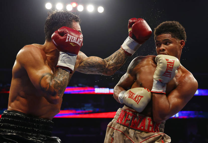 Стівенсон переміг Арутюняна, захистивши тим самим титул чемпіона WBC у легкій вазі