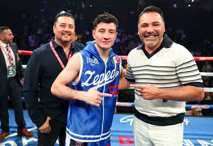 "Пойдем по линии WBO": Промоутер непобежденного мексиканца хочет устроить бой с Беринчиком